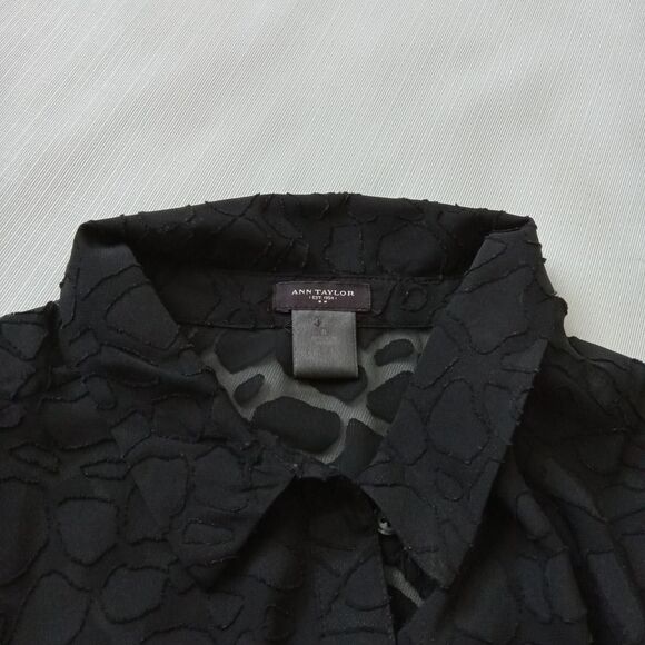 Ann Taylor Black Sheer Animal Print Lightweight Button Up Blouse Women's Size 8 - Picture 6 of 14